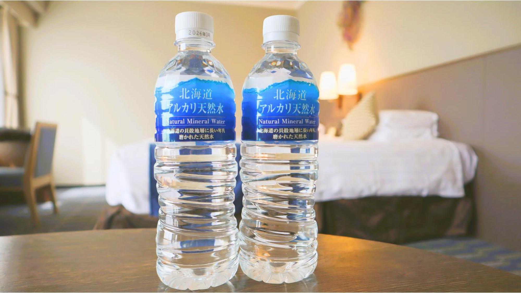 Premier Hotel Nakajima Park Sapporo Eksteriør billede Bottled water